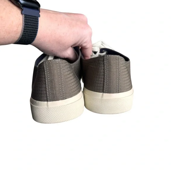 VEJA - WATA II Low Ripstop Sneakers Kaki Pierre Size 40 (Women’s 9) - Picture 7 of 12